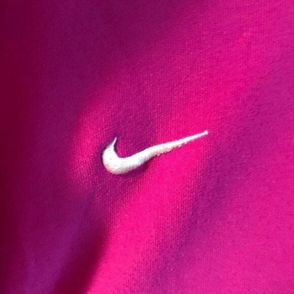 NWOT. Nike sweatshirt. Size Small. - Picture 6 of 8